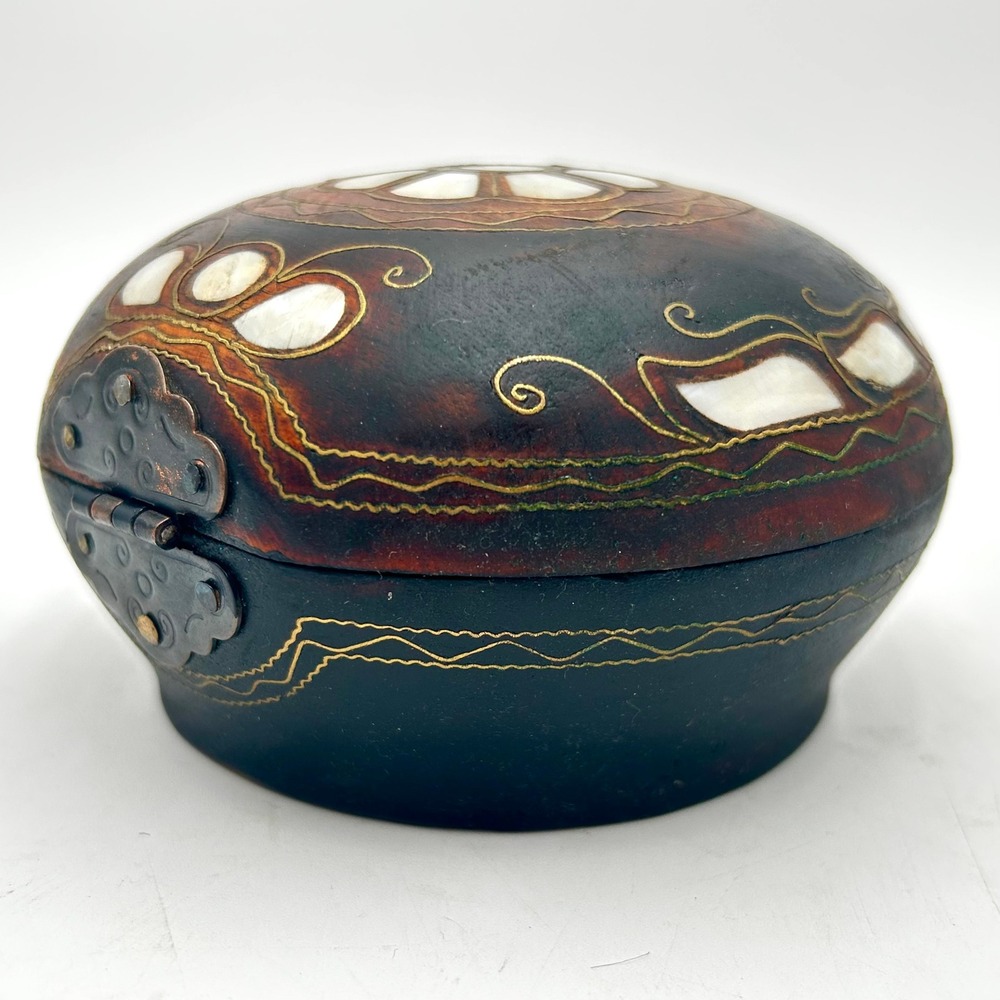 Vintage 5"W Handcrafted Hinged Wooden Jewelry Trinket Box Mother of Pearl Inlay - Picture 5 of 7